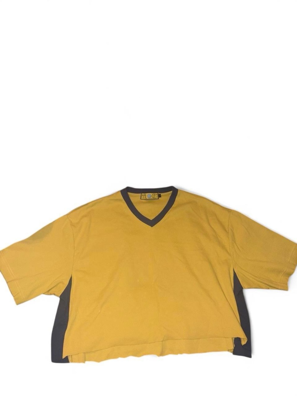 Short Sleeve V-Neck Crop Top in Yellow with Navy Trim